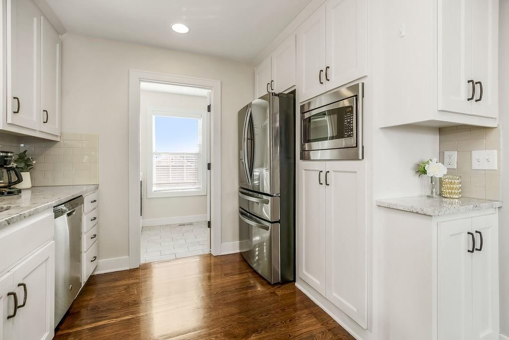 507 Tall Grass Drive — photo 12