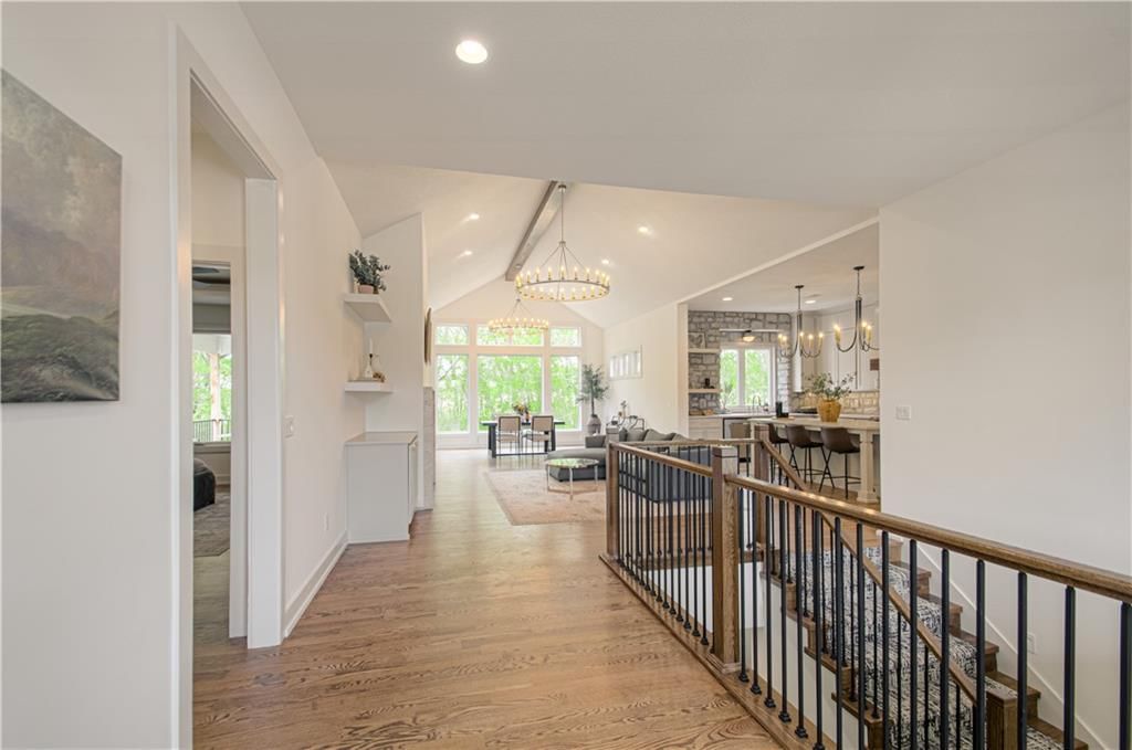 2150 NW Scenic View Drive — photo 2