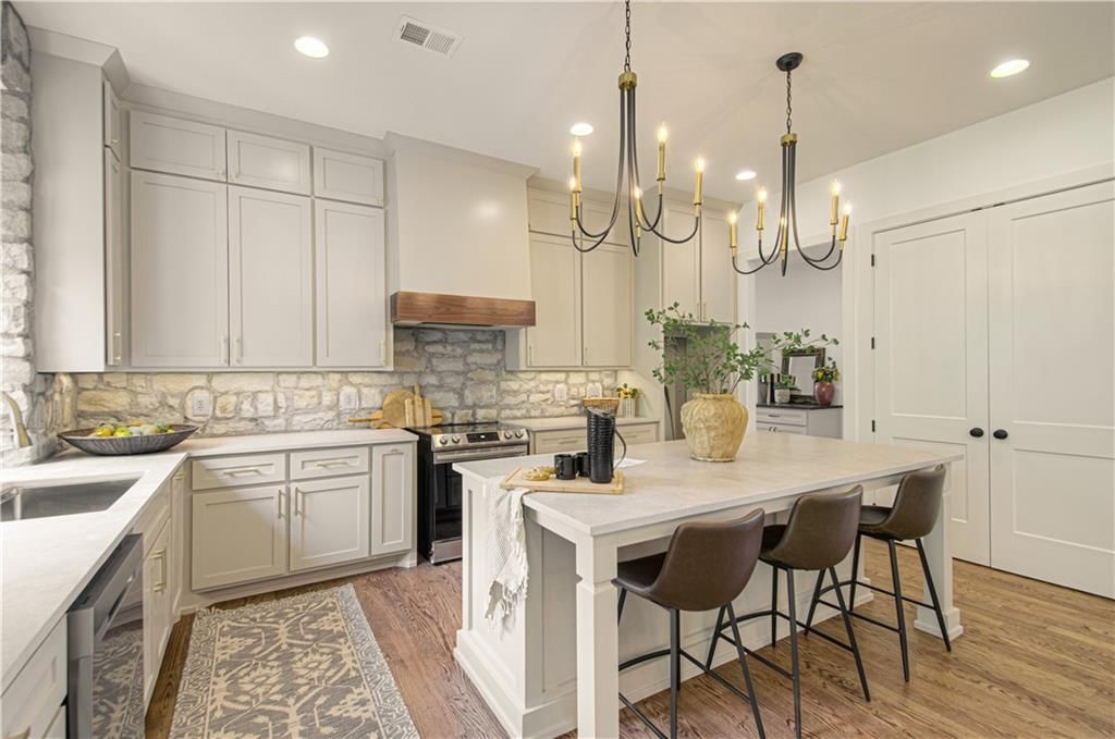 2150 NW Scenic View Drive — photo 8