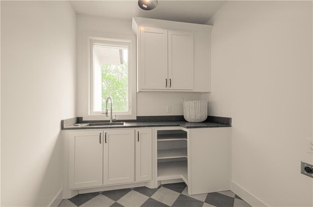 2150 NW Scenic View Drive — photo 13