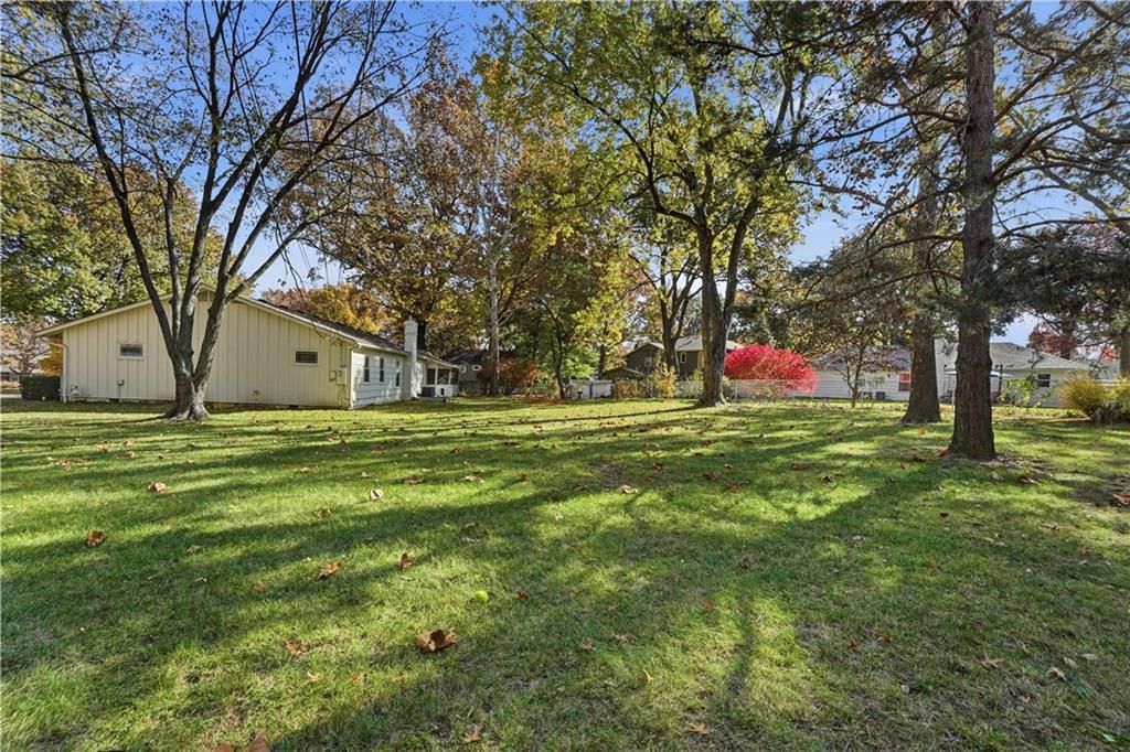 9930 Floyd Street — photo 43