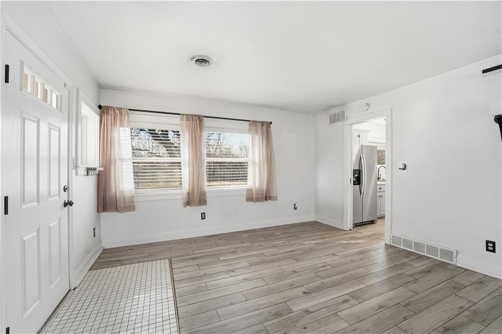 302 N Ohio Street — photo 17