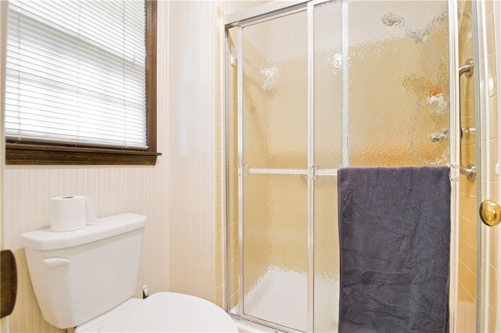2200 W 121st Street — photo 33