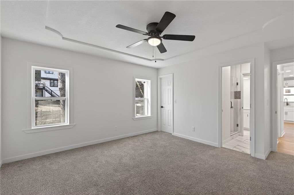 8528 N Virginia Avenue — photo 15