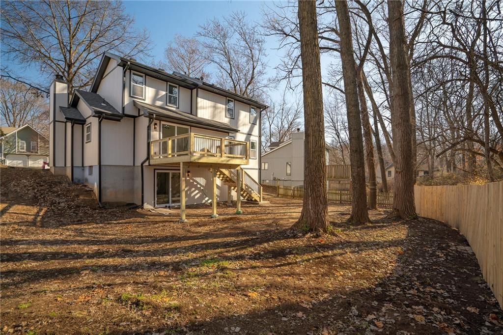 8528 N Virginia Avenue — photo 33