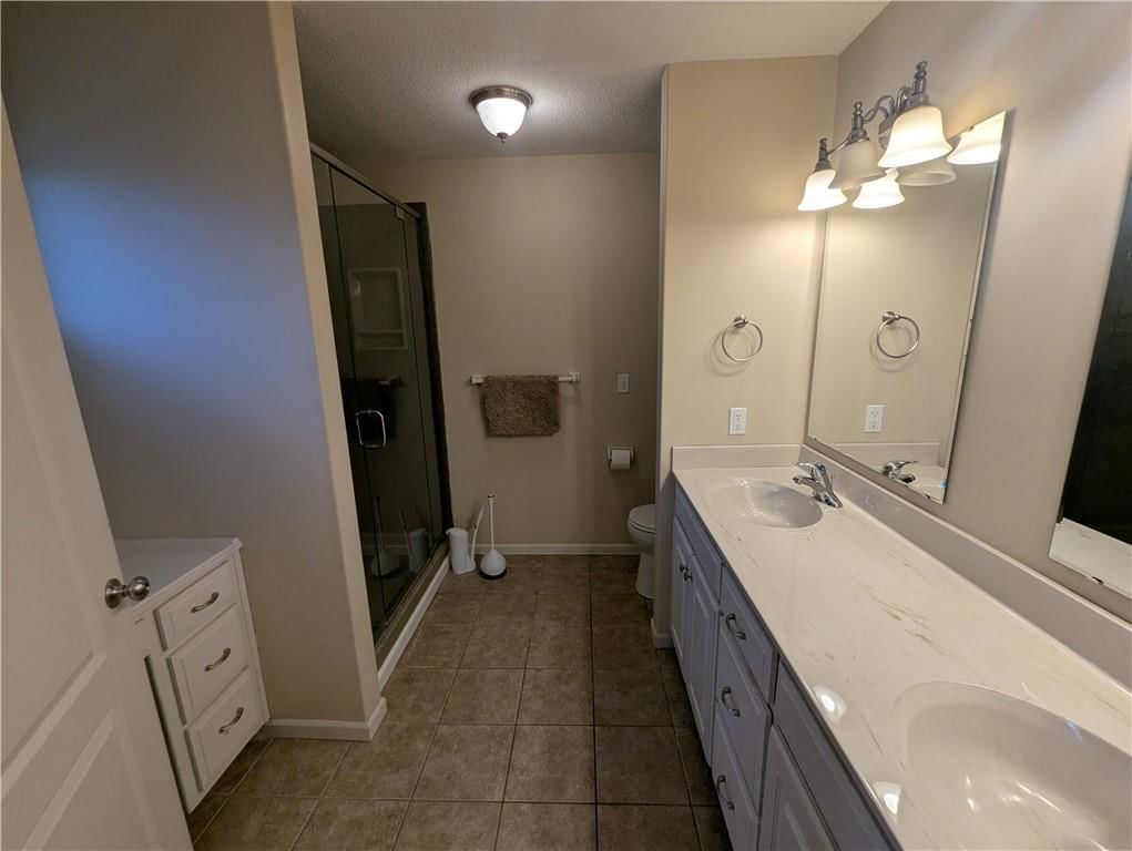 15601 White Drive — photo 11