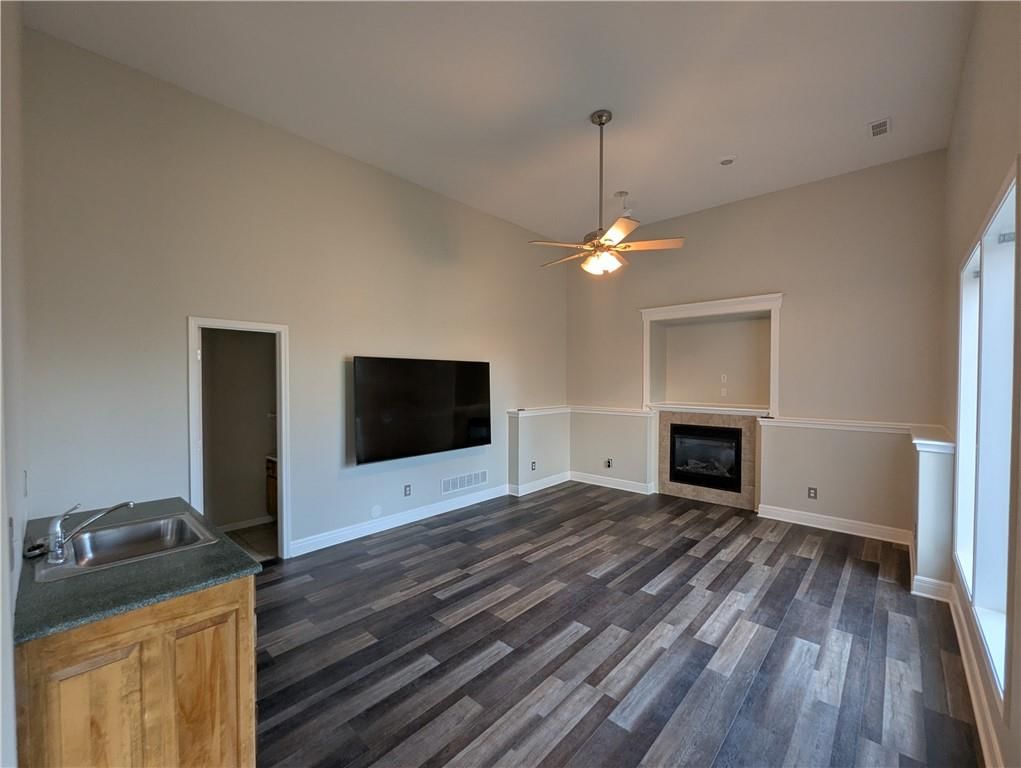 15601 White Drive — photo 14