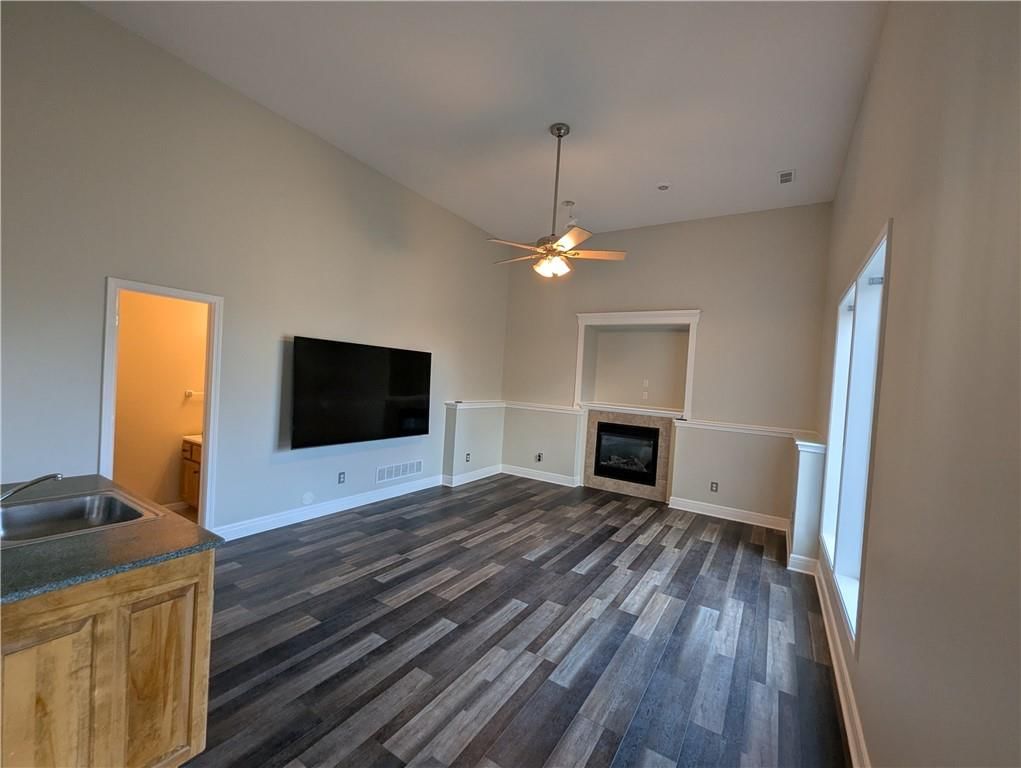 15601 White Drive — photo 15