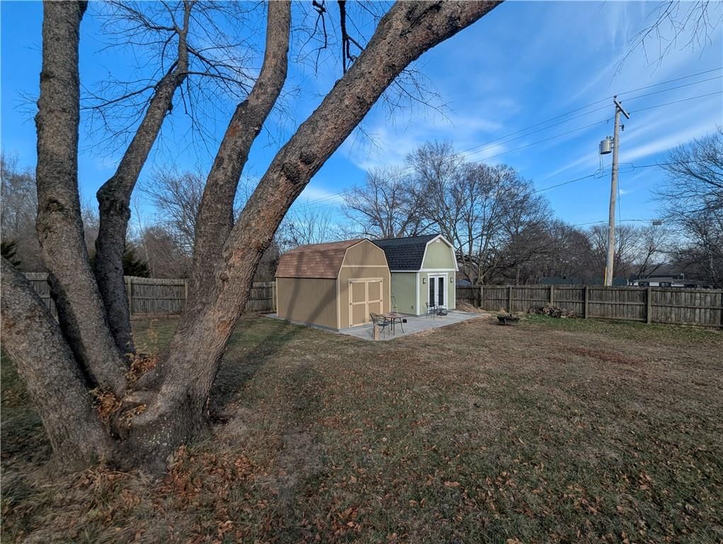 15601 White Drive — photo 20