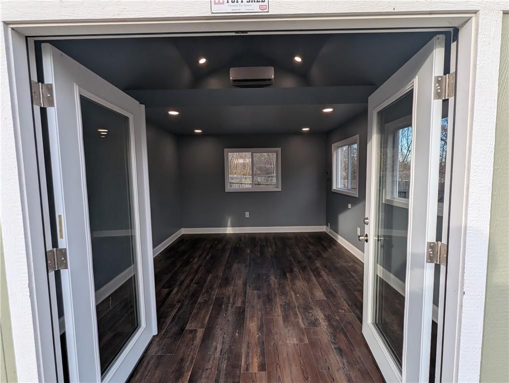 15601 White Drive — photo 24