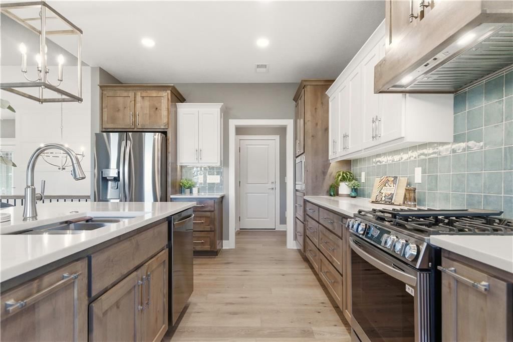 17860 Clearview Drive — photo 11