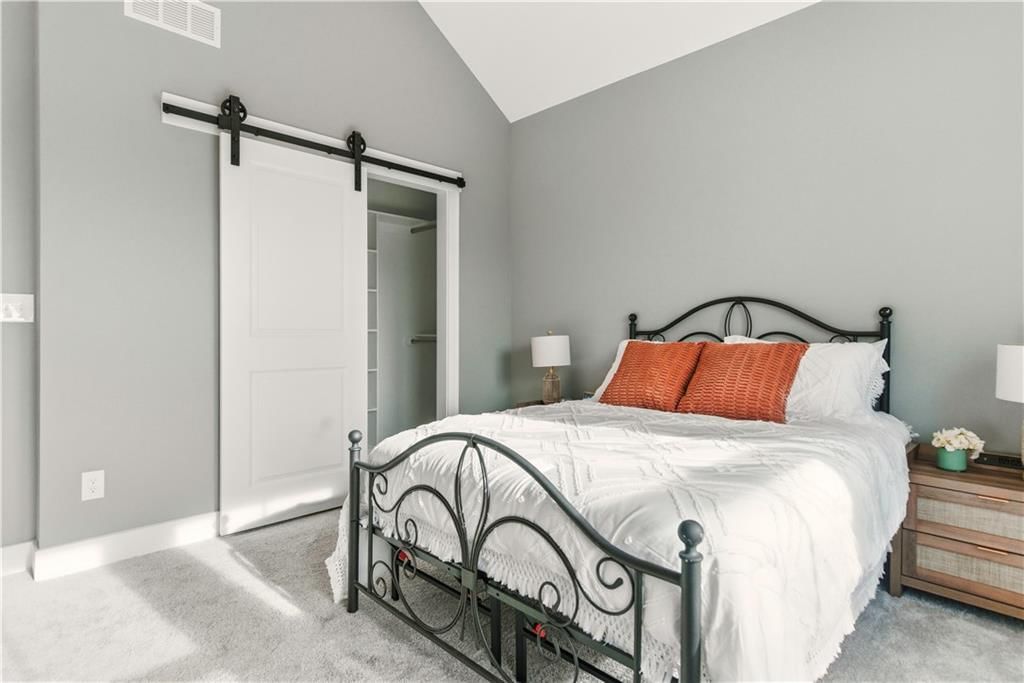 17860 Clearview Drive — photo 37
