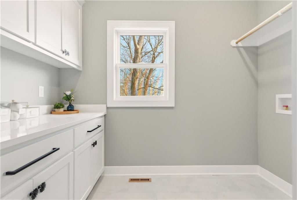 17860 Clearview Drive — photo 42