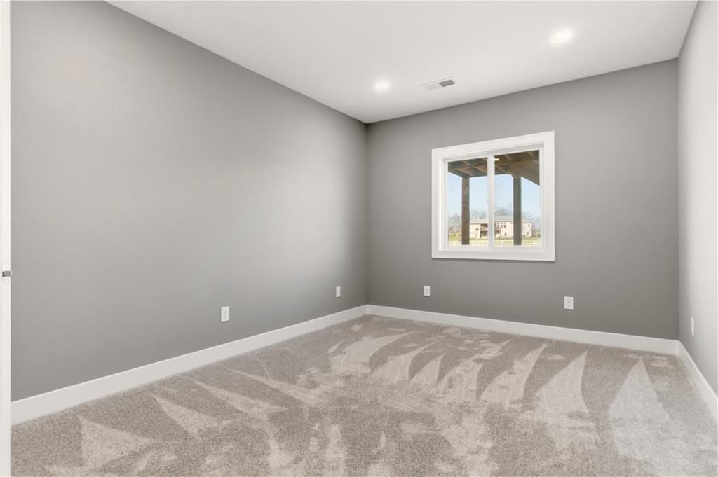 17860 Clearview Drive — photo 54