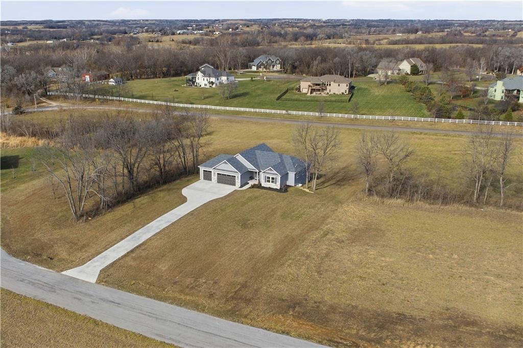 17860 Clearview Drive — photo 68