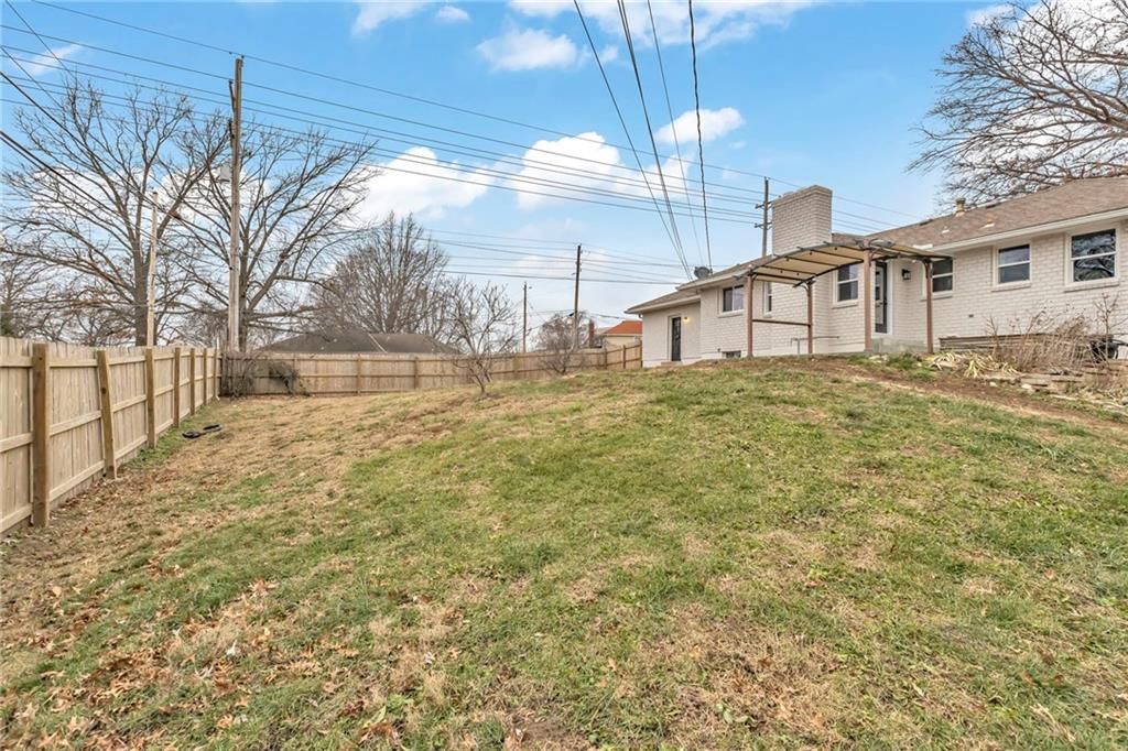 11601 E 62nd Street — photo 14