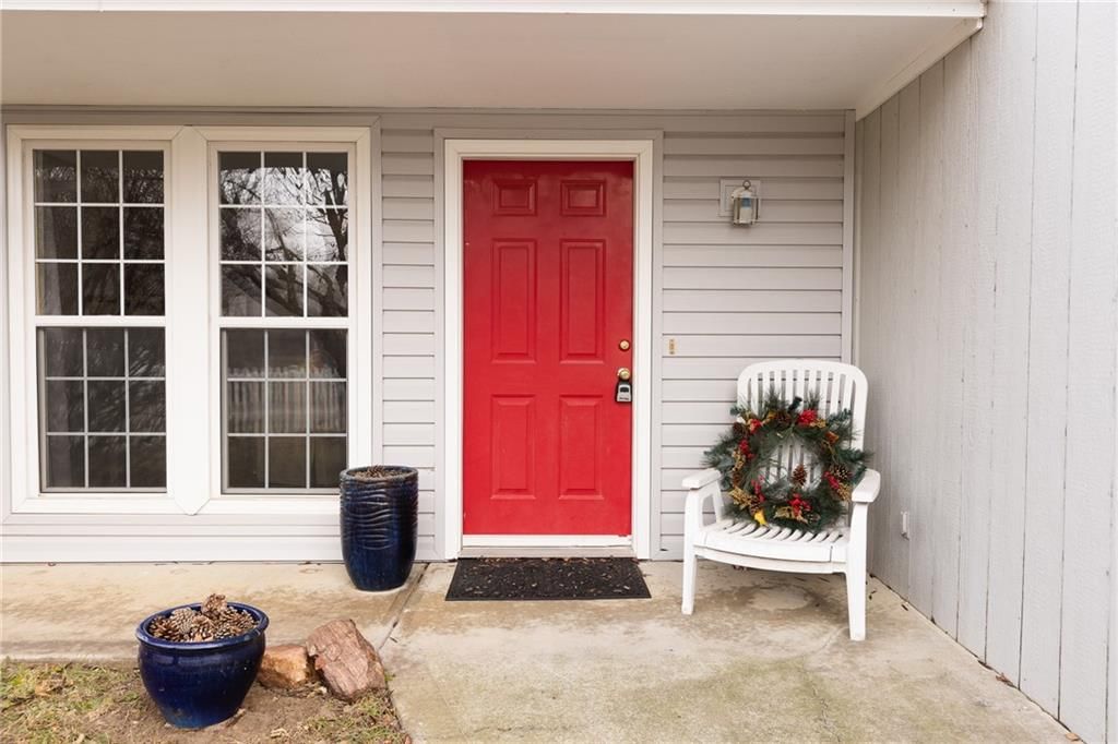 1836 Chickadee Drive — photo 3
