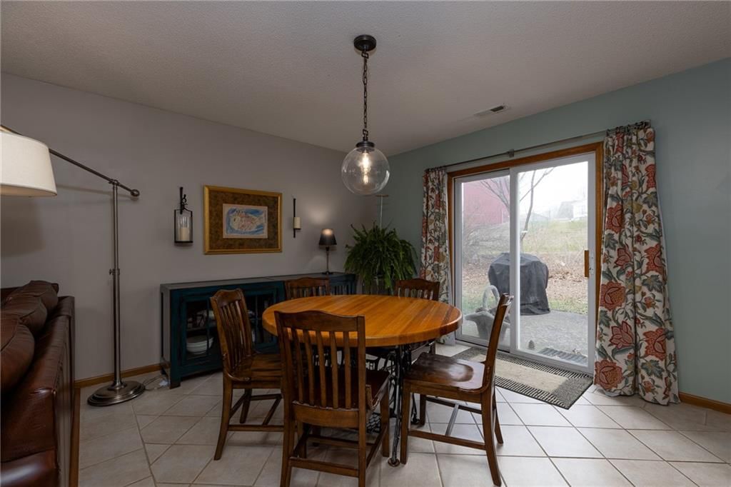 1836 Chickadee Drive — photo 8