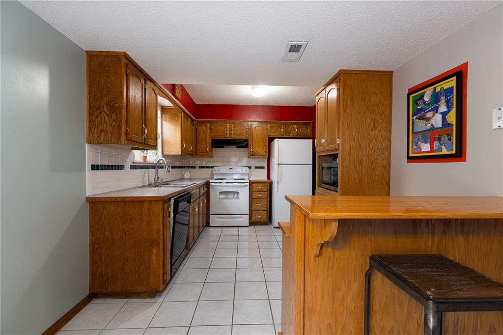 1836 Chickadee Drive — photo 11