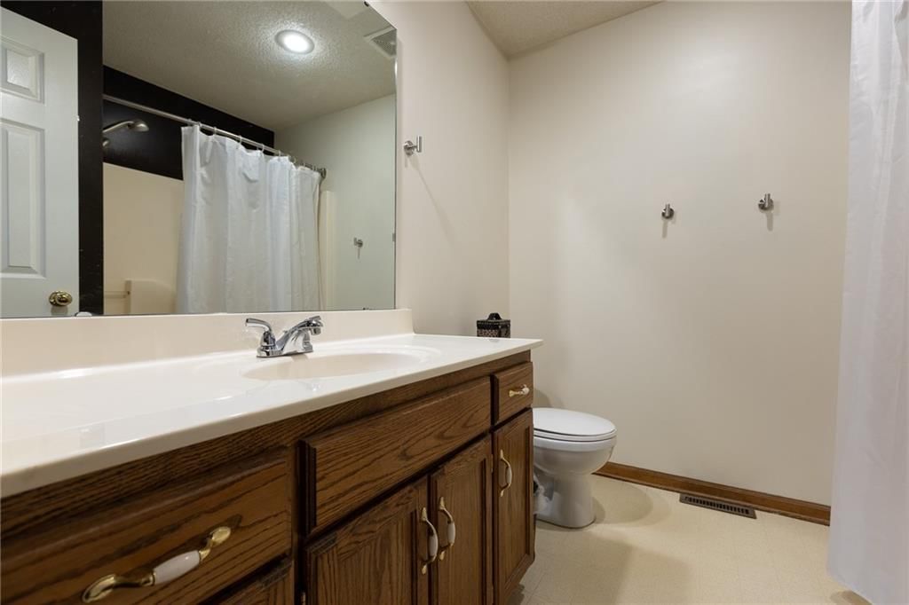 1836 Chickadee Drive — photo 23