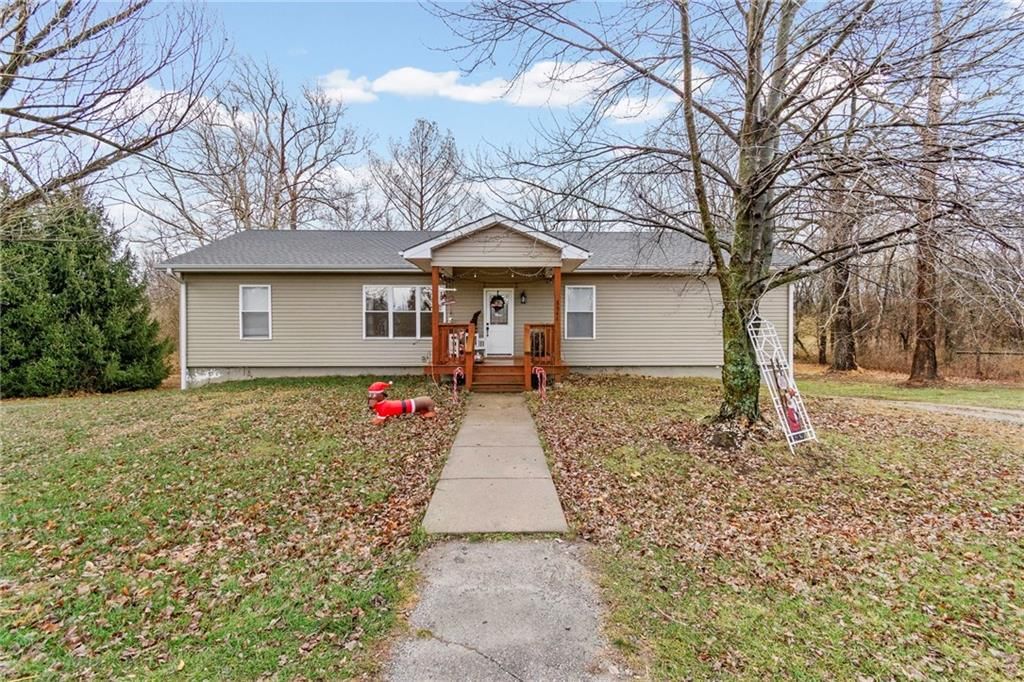 8846 SE HWY 69 Street, Cameron, MO