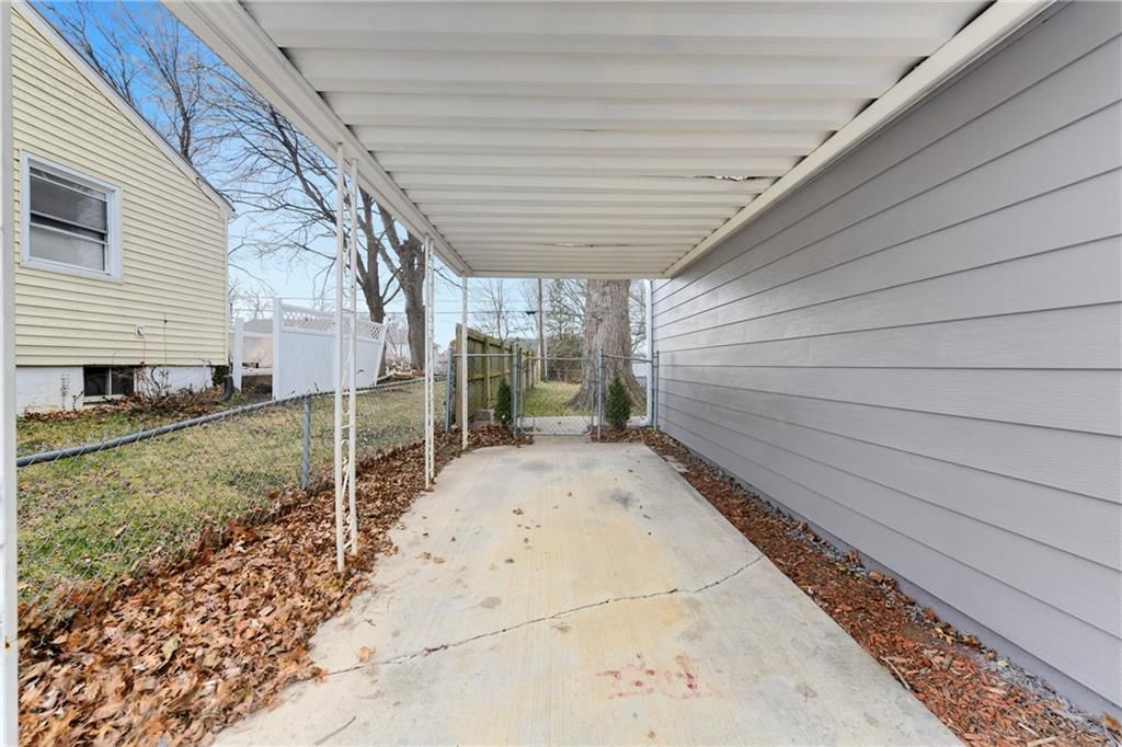 12701 E Bowen Street — photo 3