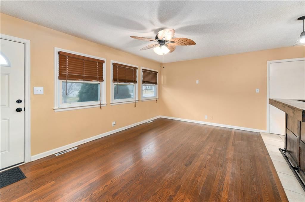 12701 E Bowen Street — photo 6