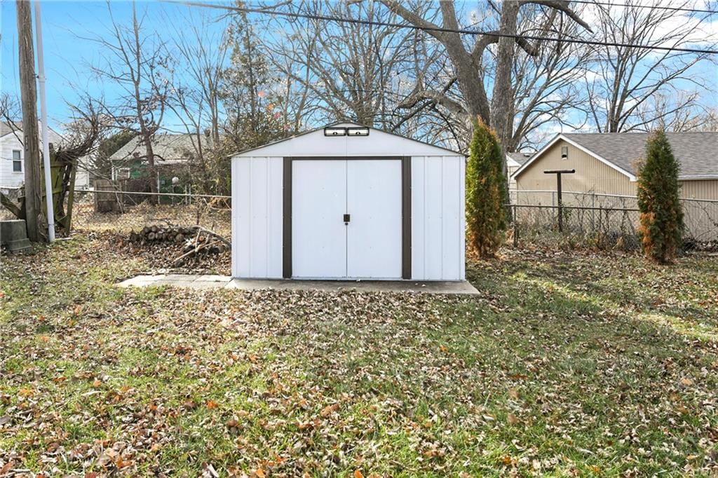 12701 E Bowen Street — photo 22