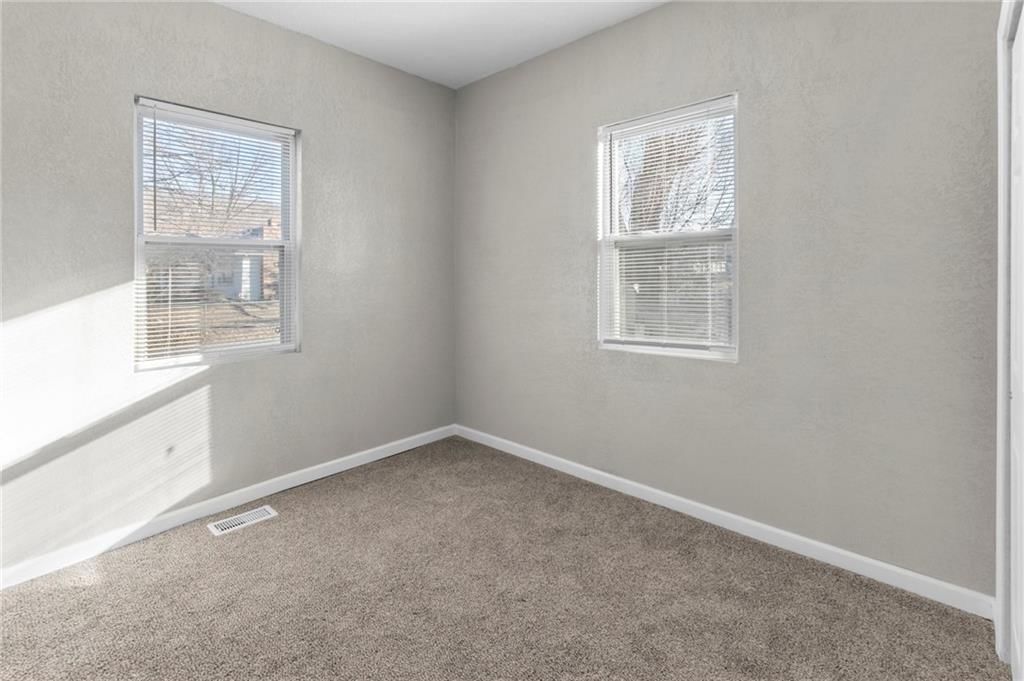 6802 Binswanger Street — photo 14
