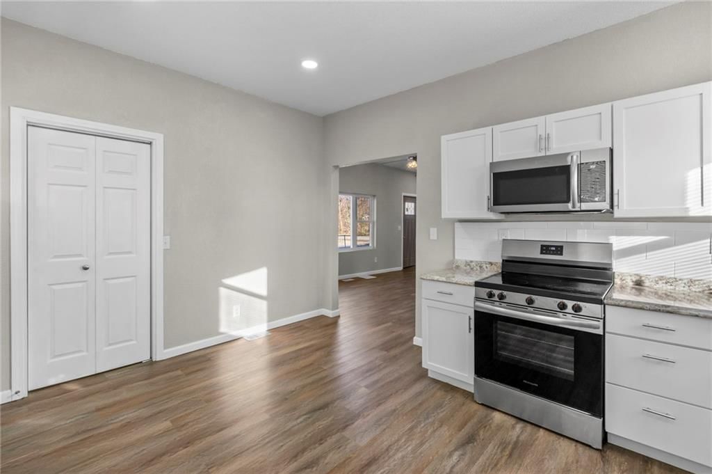 6802 Binswanger Street — photo 27