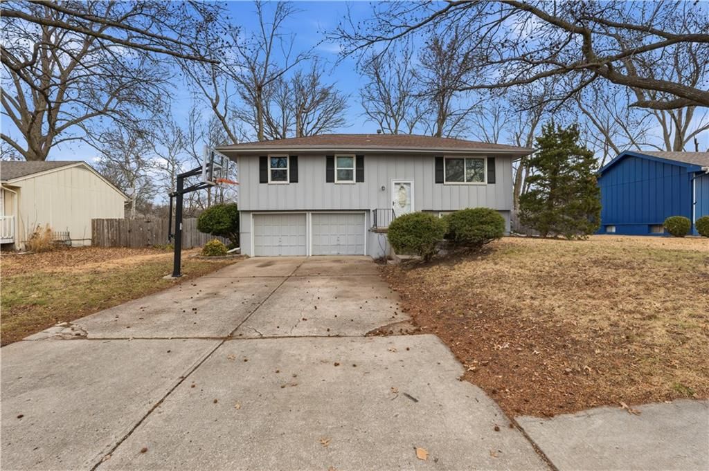 504 SW Persels Road, Lee's Summit, MO