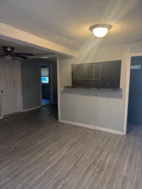 1340 S EMERY Avenue — photo 5
