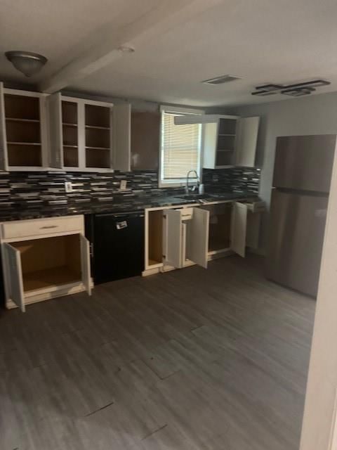1340 S EMERY Avenue — photo 14