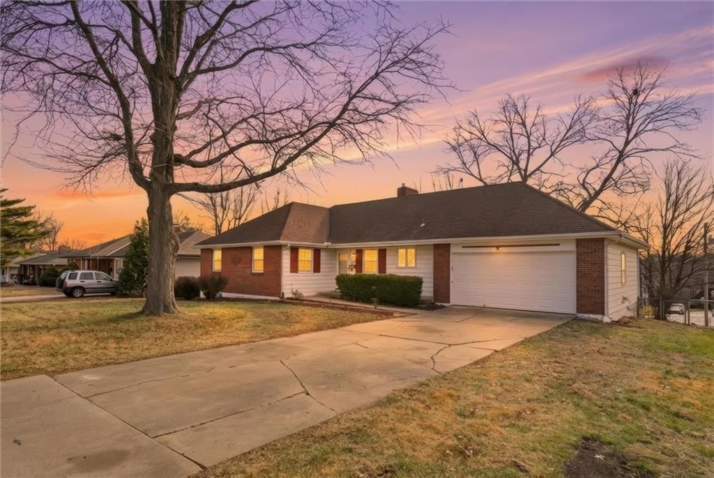 9809 E 82nd Terrace, Raytown, MO
