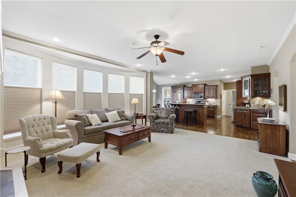 10229 N Avalon Avenue — photo 13