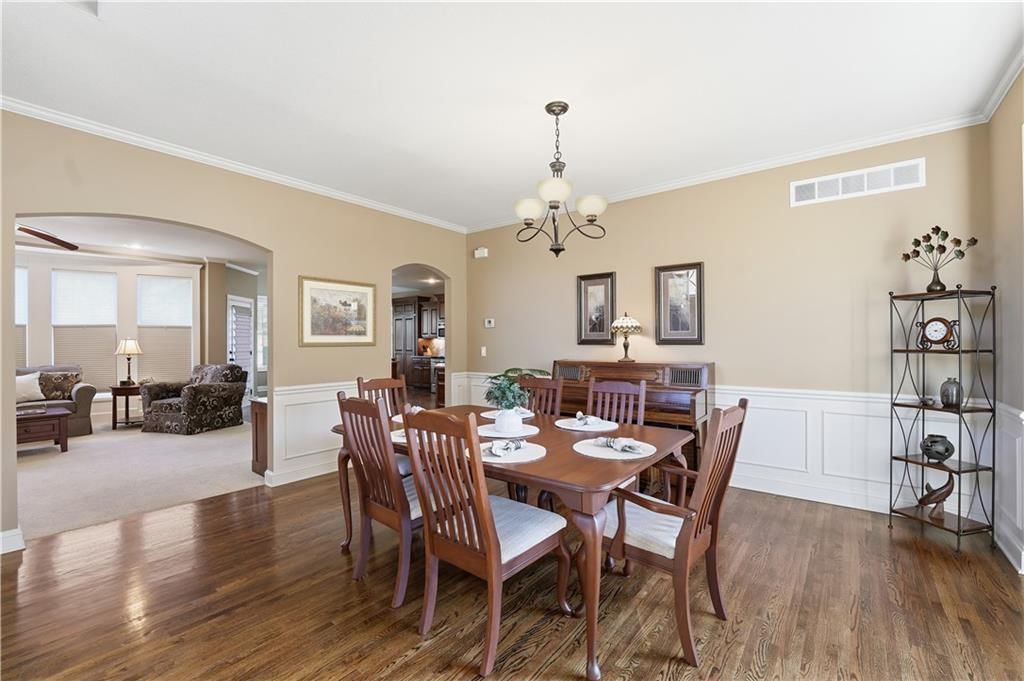 10229 N Avalon Avenue — photo 18