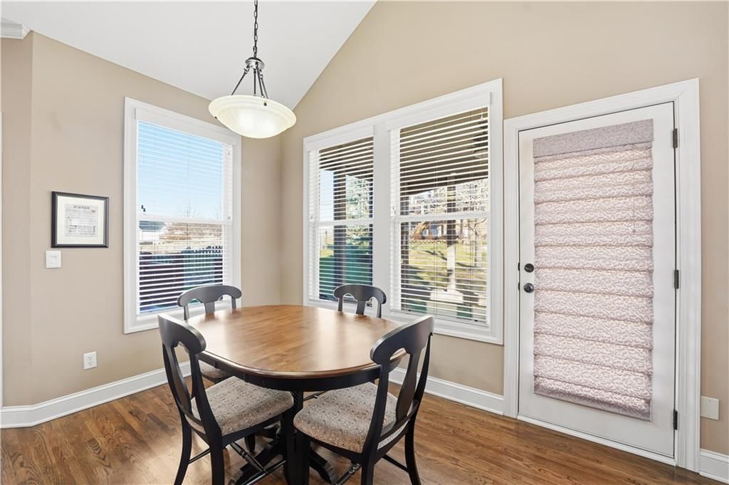 10229 N Avalon Avenue — photo 20
