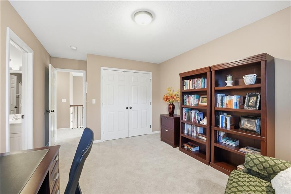 10229 N Avalon Avenue — photo 32