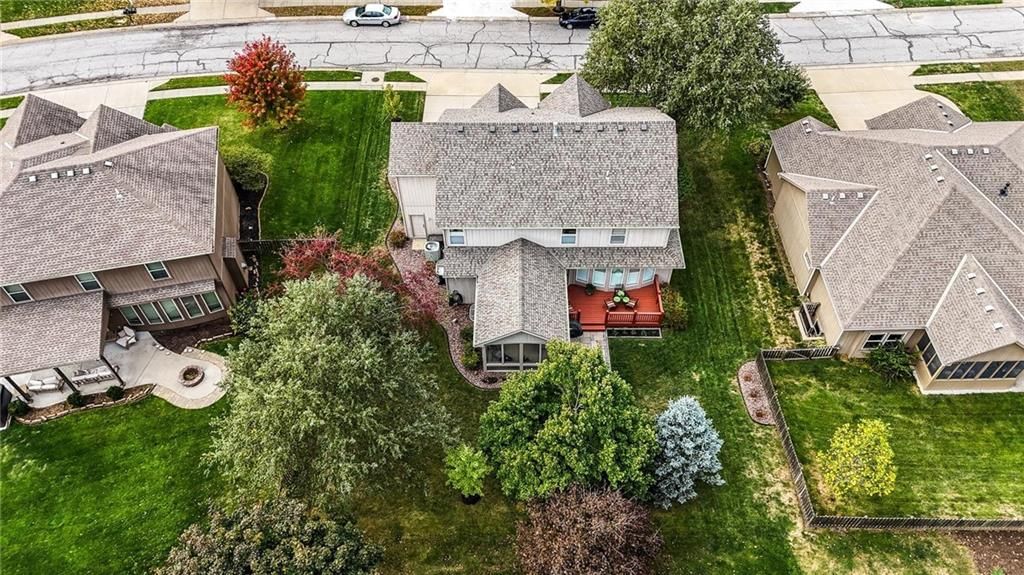 10229 N Avalon Avenue — photo 71