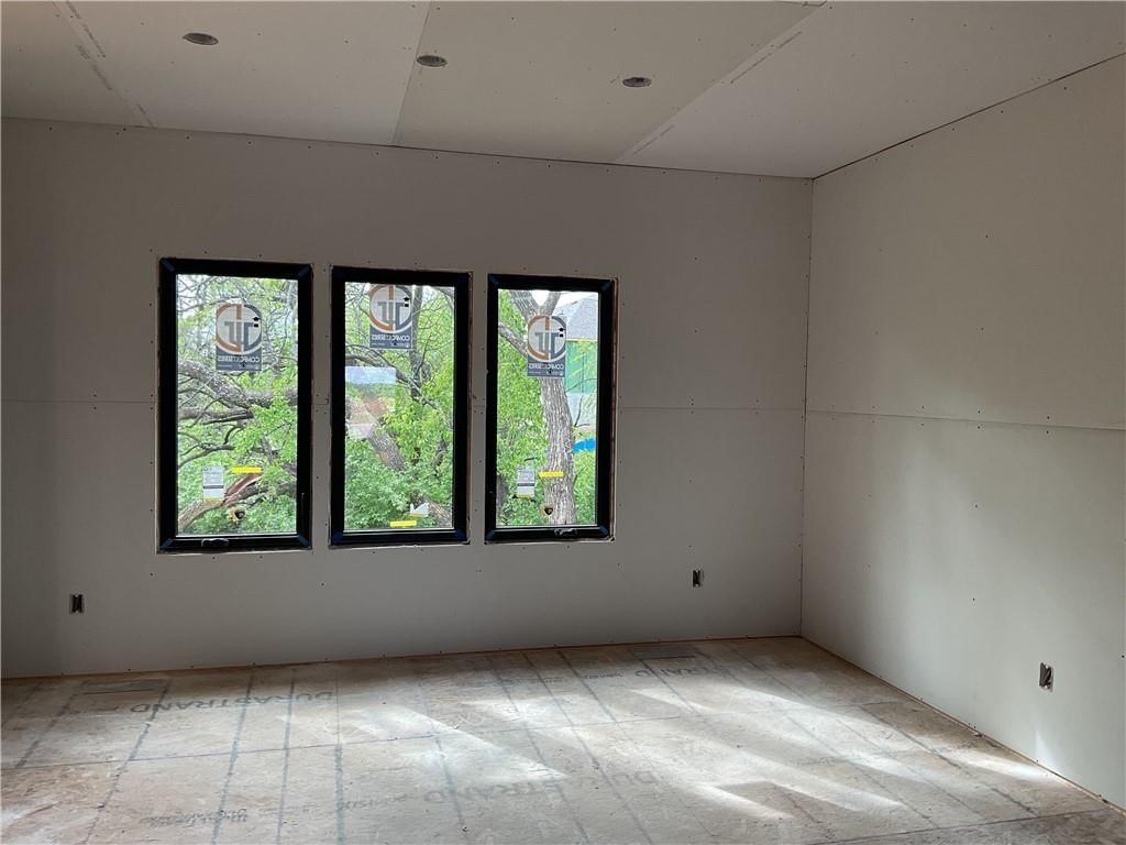 8910 Ginger Street — photo 5