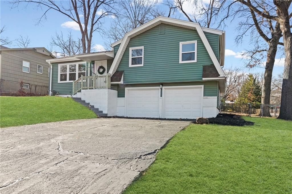 2514 N 64th Street — photo 2