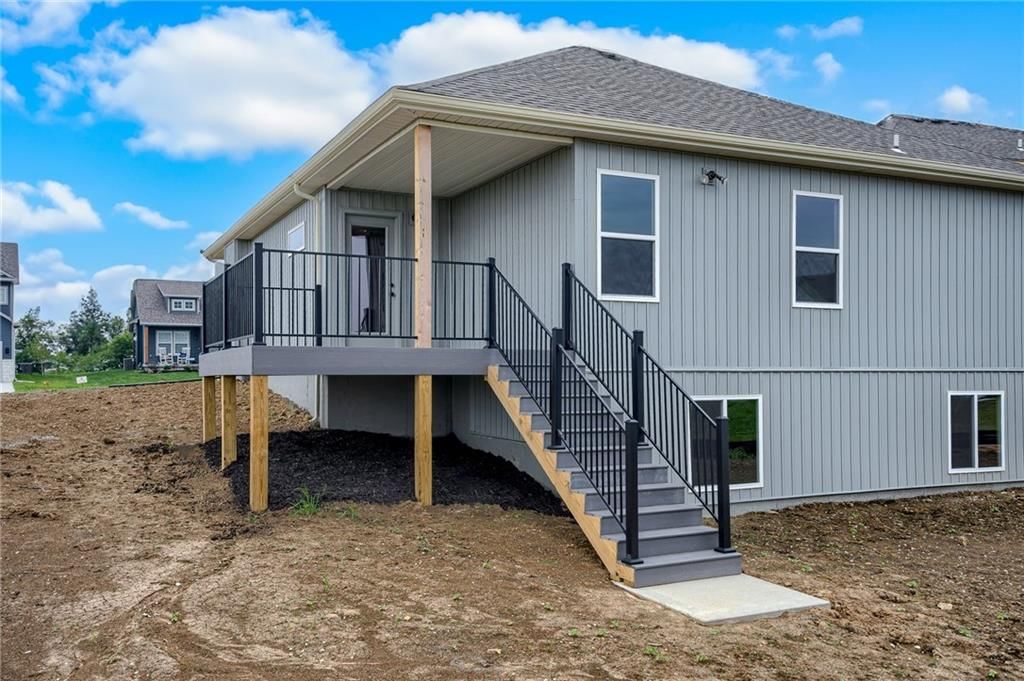 18400 W 205th Street — photo 32