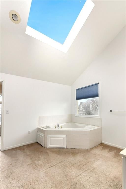8008 N Chatham Avenue — photo 21