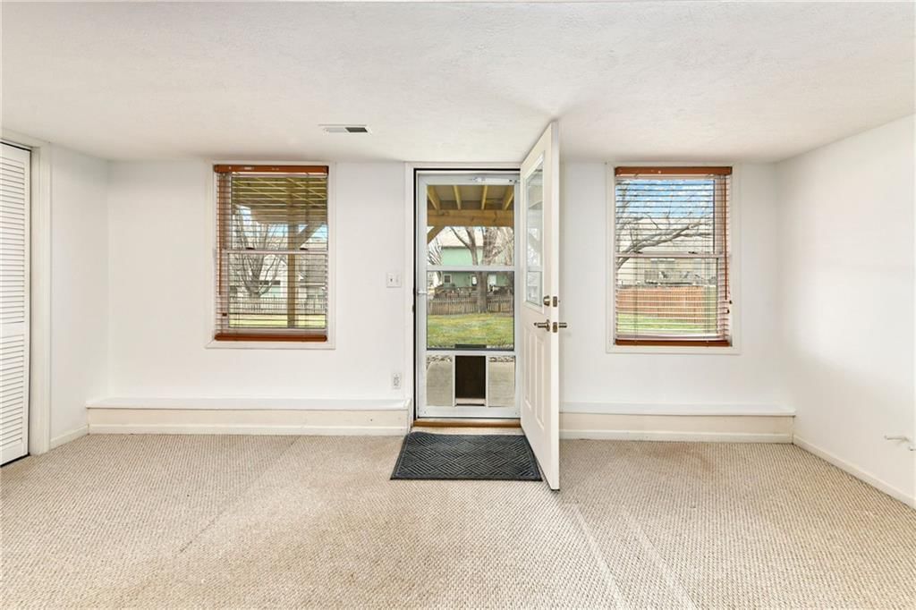 8008 N Chatham Avenue — photo 31