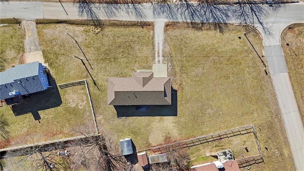 613 SE 150th Road — photo 41