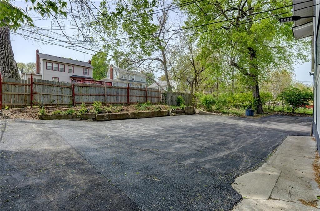 5122 Paseo Boulevard — photo 4