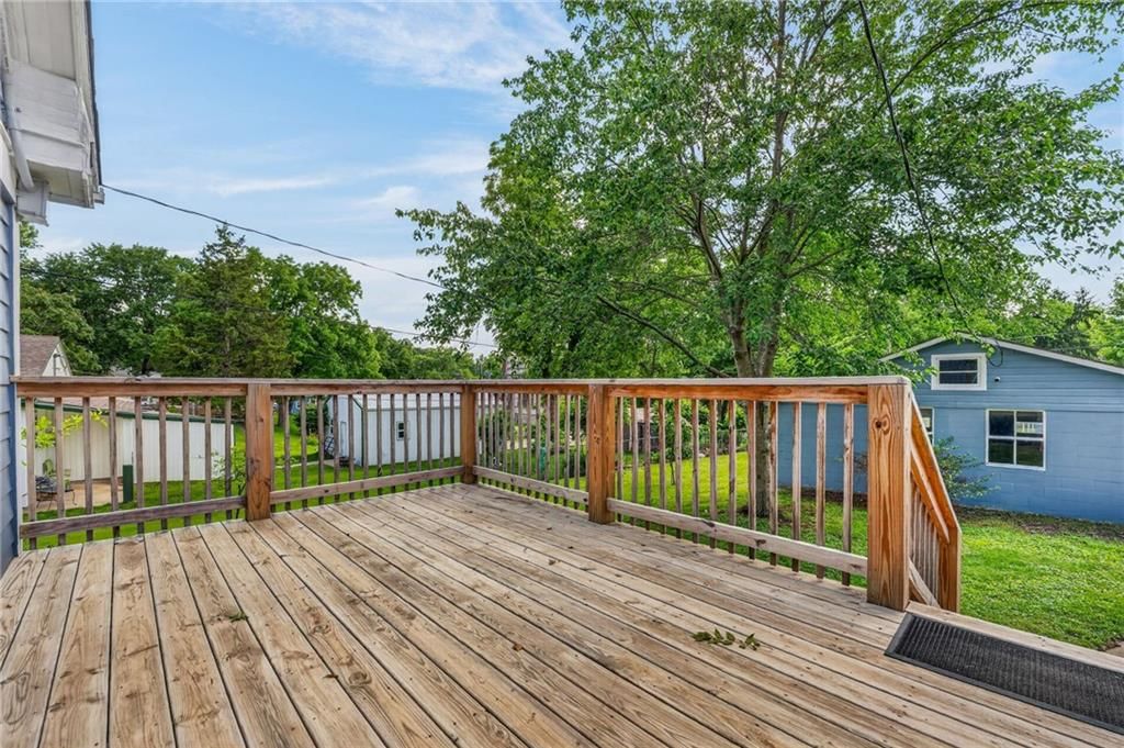 724 N Osage Street — photo 24