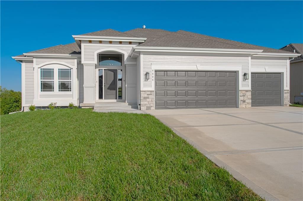 4810 NE 105th Street, Kansas City, MO