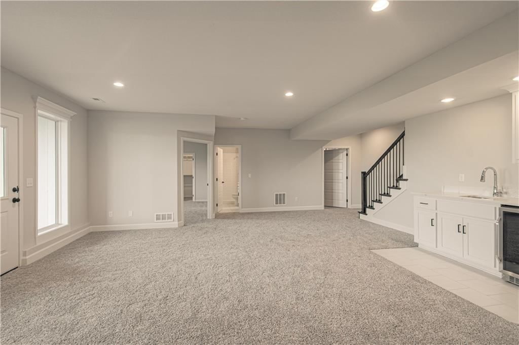 4810 NE 105th Street — photo 33