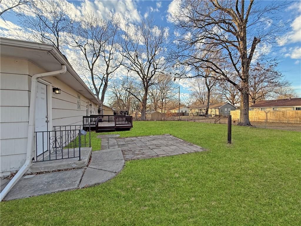 4516 E 112TH Terrace — photo 27
